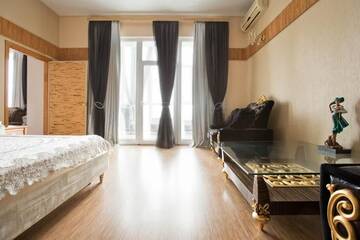 Фото Апартаменты VIP Apartments г. Черноморск 5