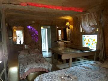 Фото номера Семейный номер с сауной Мини-отель Farneliya club-hotel г. Черноморск 11