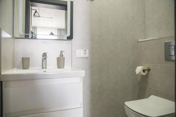 Фото номера Стандартный трехместный номер Отель Hotel Nika 2 г. Черноморск 4