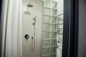 Фото номера Стандартный трехместный номер Отель Hotel Nika 2 г. Черноморск 6